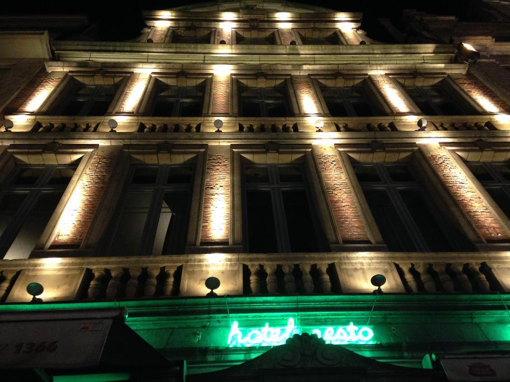 Hotel Mille Colonnes Louvain Exterior foto