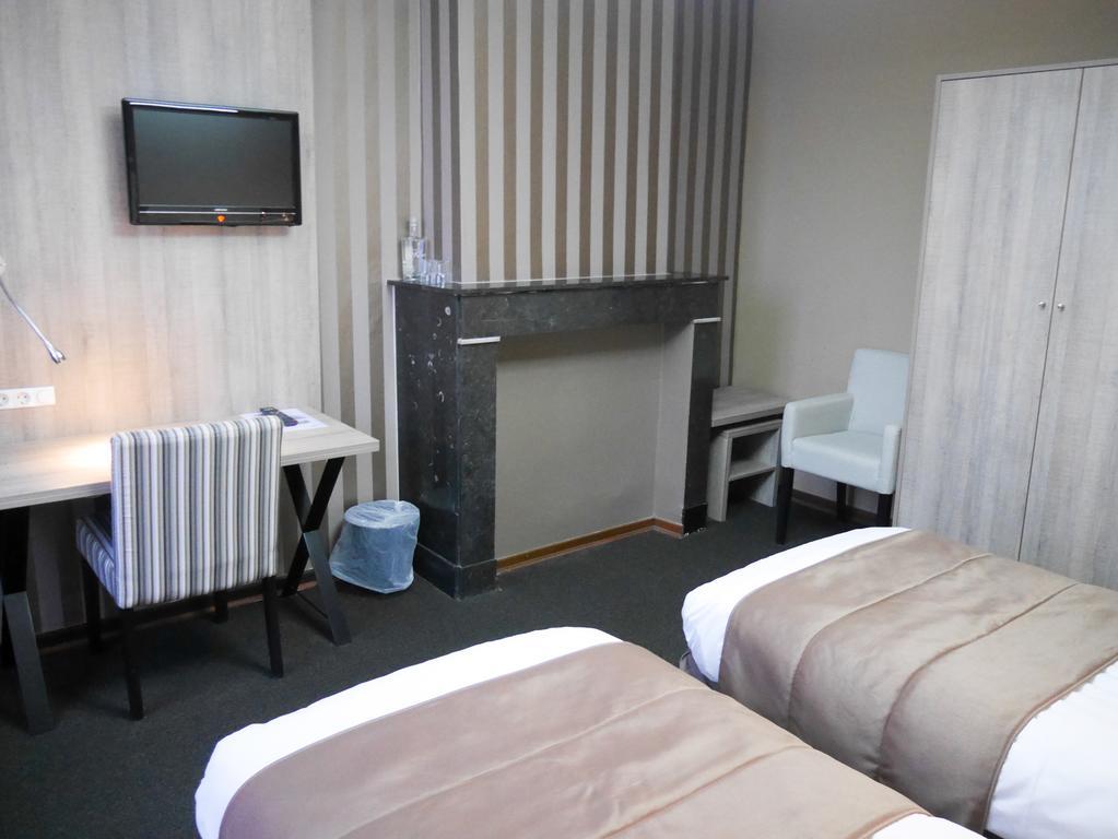 Hotel Mille Colonnes Louvain Exterior foto