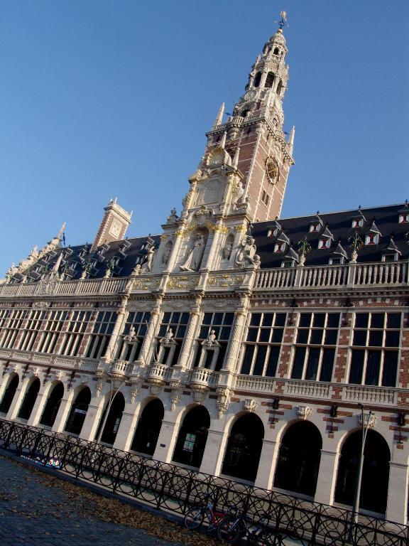 Hotel Mille Colonnes Louvain Exterior foto